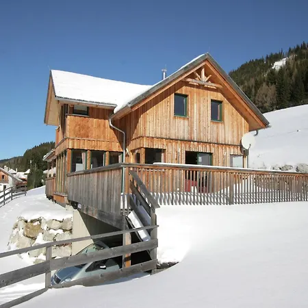 Am Skilift Chalet Hohentauern